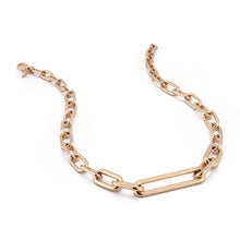 MORRELL 18K GOLD GRADUATING CHAIN LINK NECKLACE WITH ELONGATED LINK