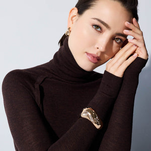 JULIAN 18K GOLD WIDE WAVE CUFF WITH BURNISHED DIAMONDS