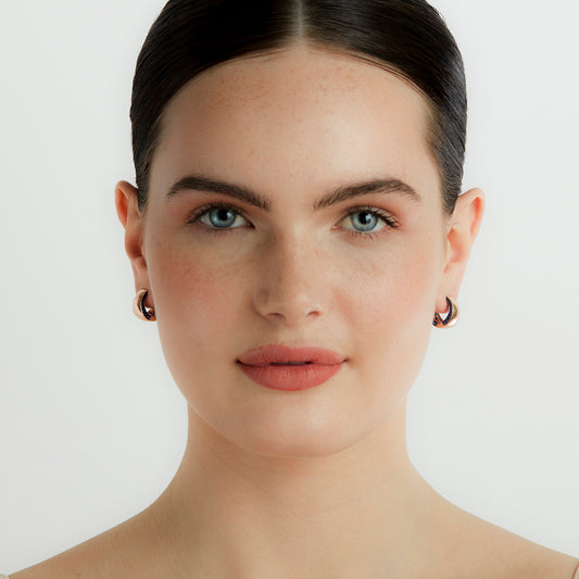 LYTTON 18K HOOP WITH BLUE SAPPHIRE EDGE EARRING