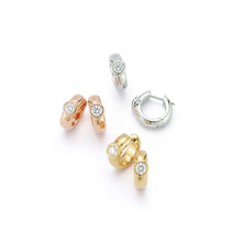 WF CLASSIC 18K BEZEL SET SINGLE DIAMOND HUGGIES