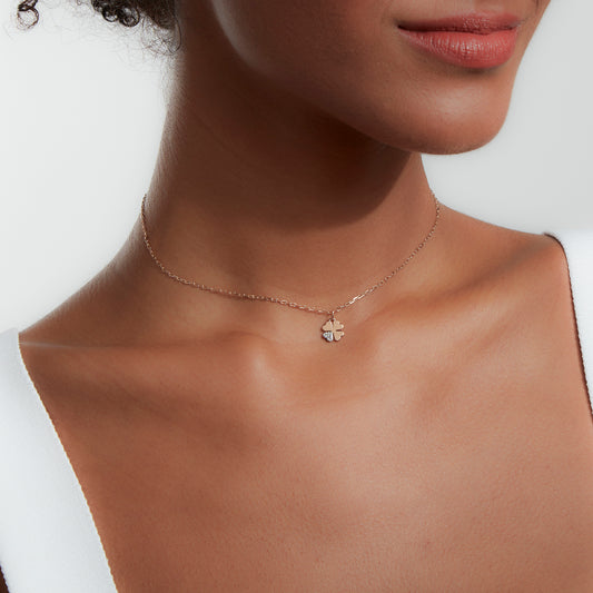DORA 18K MINI CLOVER WITH ONE DIAMOND LEAF