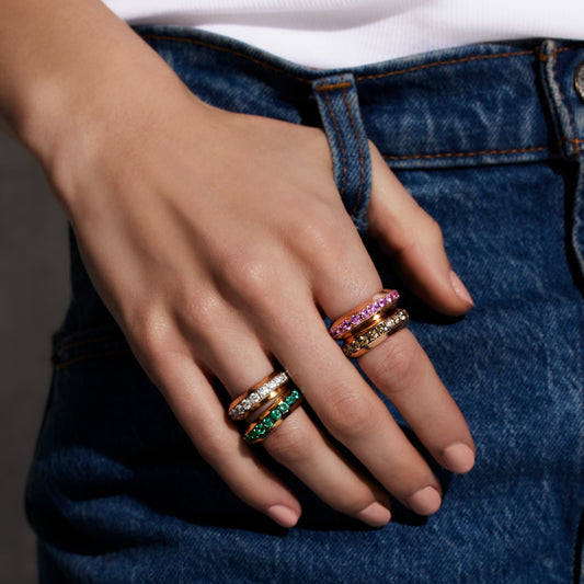 GRANT 18K GOLD AND GREEN EMERALD ANGLED BAND RING