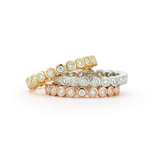 WF CLASSIC 18K BEZEL SET DIAMOND RING