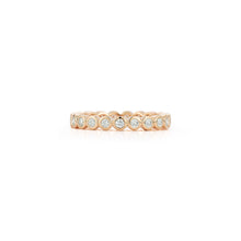 WF CLASSIC 18K BEZEL SET DIAMOND RING