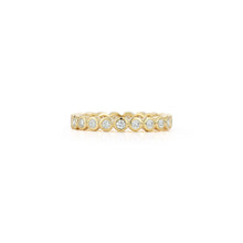 WF CLASSIC 18K BEZEL SET DIAMOND RING