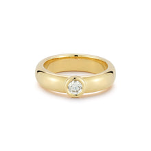 WF CLASSIC 18K SINGLE BEZEL SET DIAMOND RING