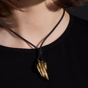 THOBY 18K SPIRAL PENDANT ON CORD
