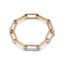 SAXON 18K ELONGATED CHAIN LINK BRACELET WITH SINGLE DIAMOND LINK