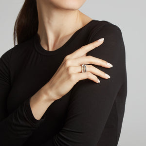 CLIVE 18K FLUTED STACKABLE BAND RING